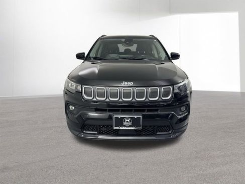 Used 2022 Jeep Compass Latitude AWD/4WD image 24
