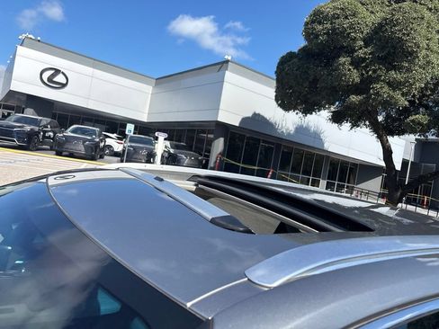 Used 2019 Lexus RX 350L FWD image 10