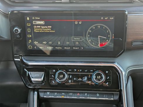 Used 2025 GMC Sierra 2500 Denali Ultimate image 17