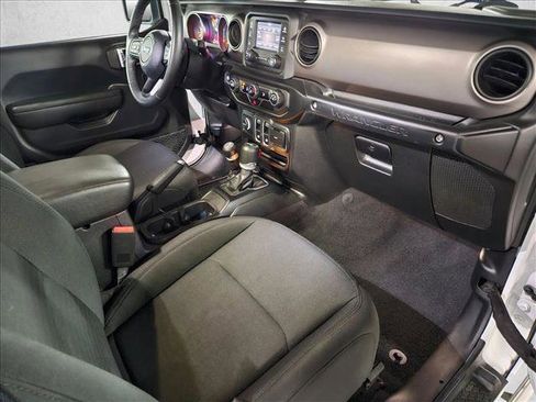 Used 2020 Jeep Wrangler Sport image 15