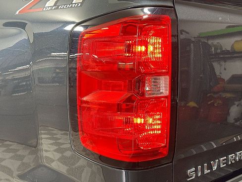 Used 2019 Chevrolet Silverado 1500 LT w/ All Star Edition AWD/4WD image 22
