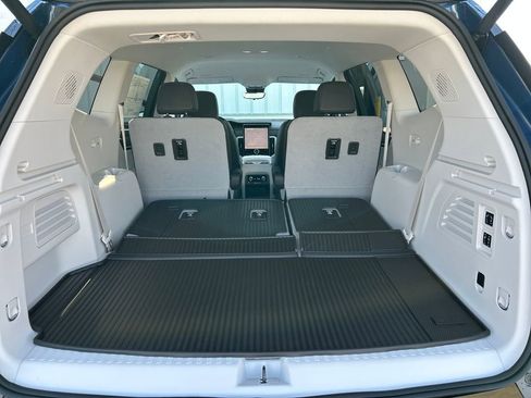 New 2026 GMC Acadia Denali w/ Super Cruise Package image 49