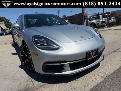 Used 2019 Porsche Panamera image 1