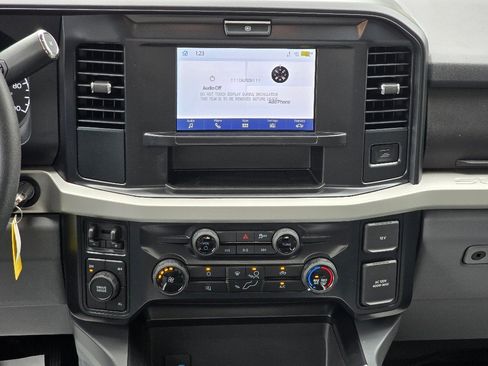 New 2025 Ford F450 XLT image 11