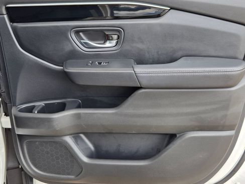 Used 2025 Honda Pilot Touring image 28