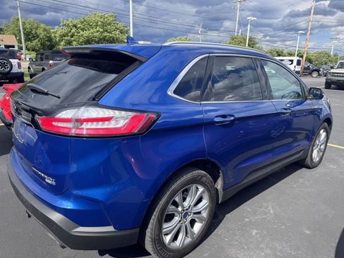Used 2020 Ford Edge Titanium AWD/4WD image 4