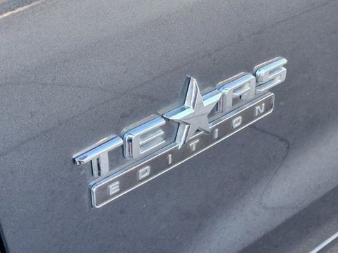 Used 2021 Chevrolet Silverado 1500 LT image 11