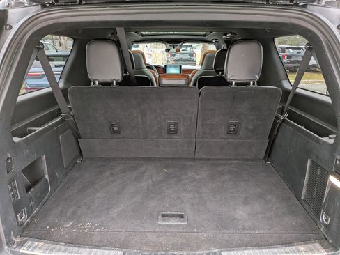 Used 2021 Lincoln Navigator L Reserve image 14