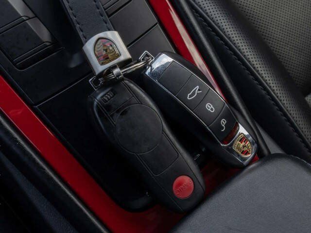 Used 2017 Porsche 911 Carrera 4S AWD/4WD image 15