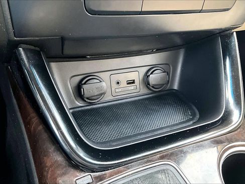 Used 2014 Kia Sorento LX image 33