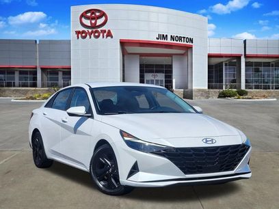 Used 2021 Hyundai Elantra SEL w/ Convenience Package