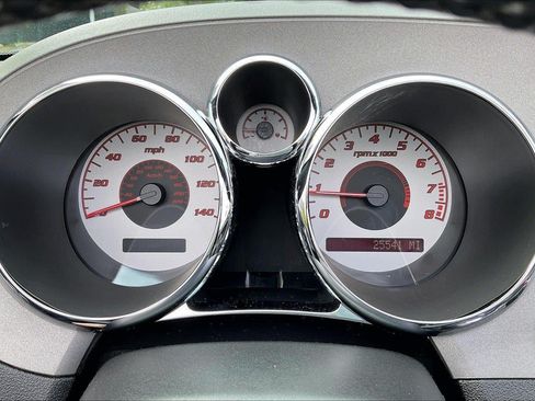Used 2007 Pontiac Solstice Convertible w/ Premium Package RWD image 21