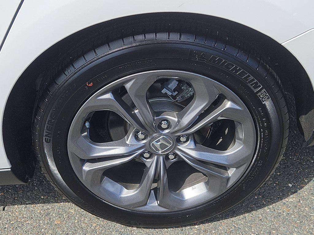 Certified 2023 Honda Accord EX image 8