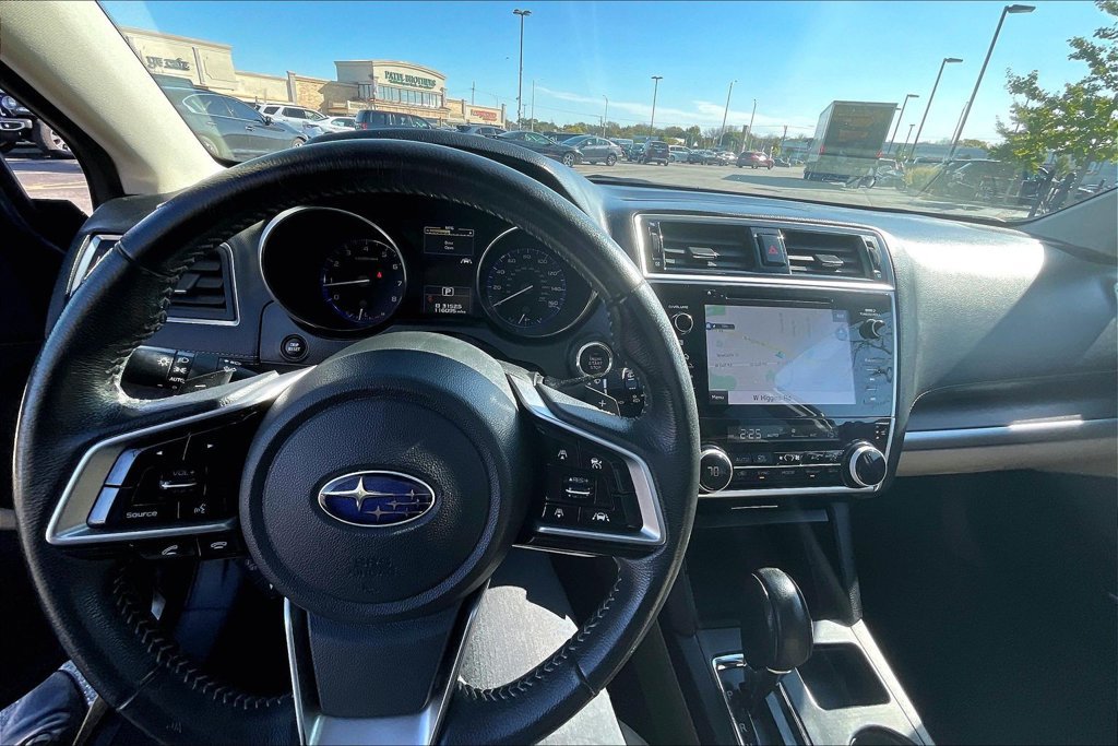 Used 2018 Subaru Outback 3.6R Limited AWD/4WD image 19
