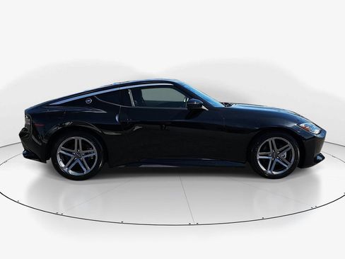 Used 2025 Nissan Z Sport w/ Floor Mat Package RWD image 5