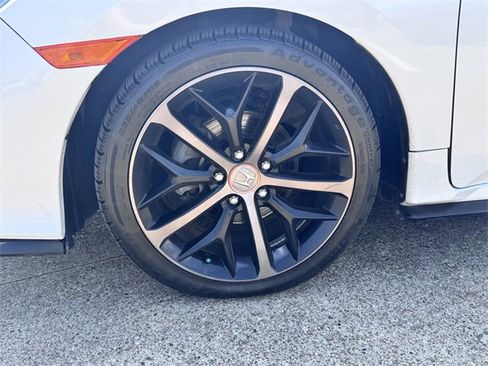 Used 2020 Honda Civic Sport Touring image 9