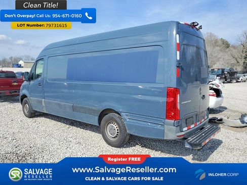 Used 2019 Mercedes-Benz Sprinter 170 image 3