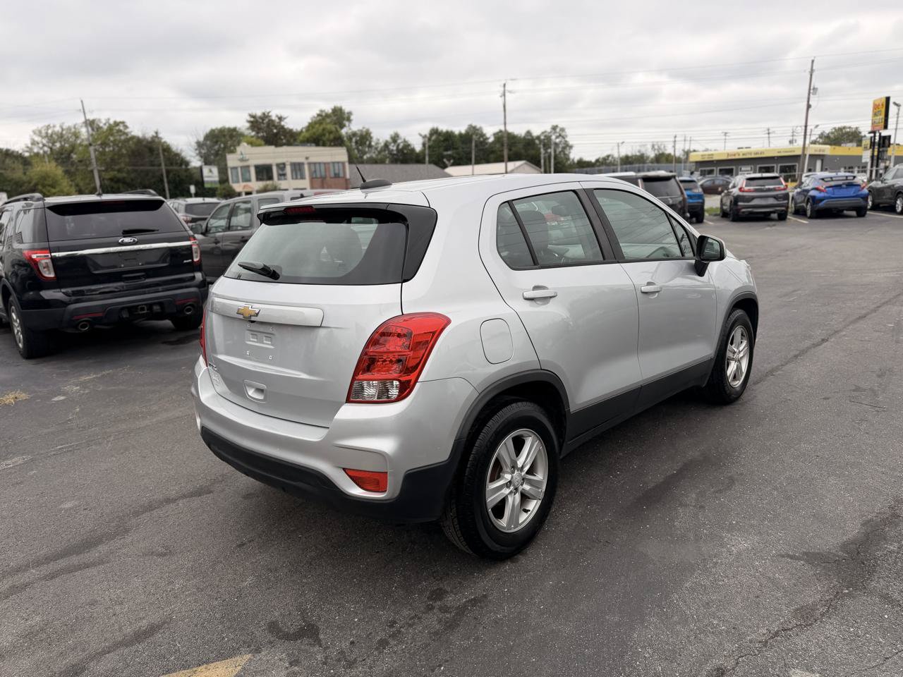 Used 2019 Chevrolet Trax LS FWD image 12