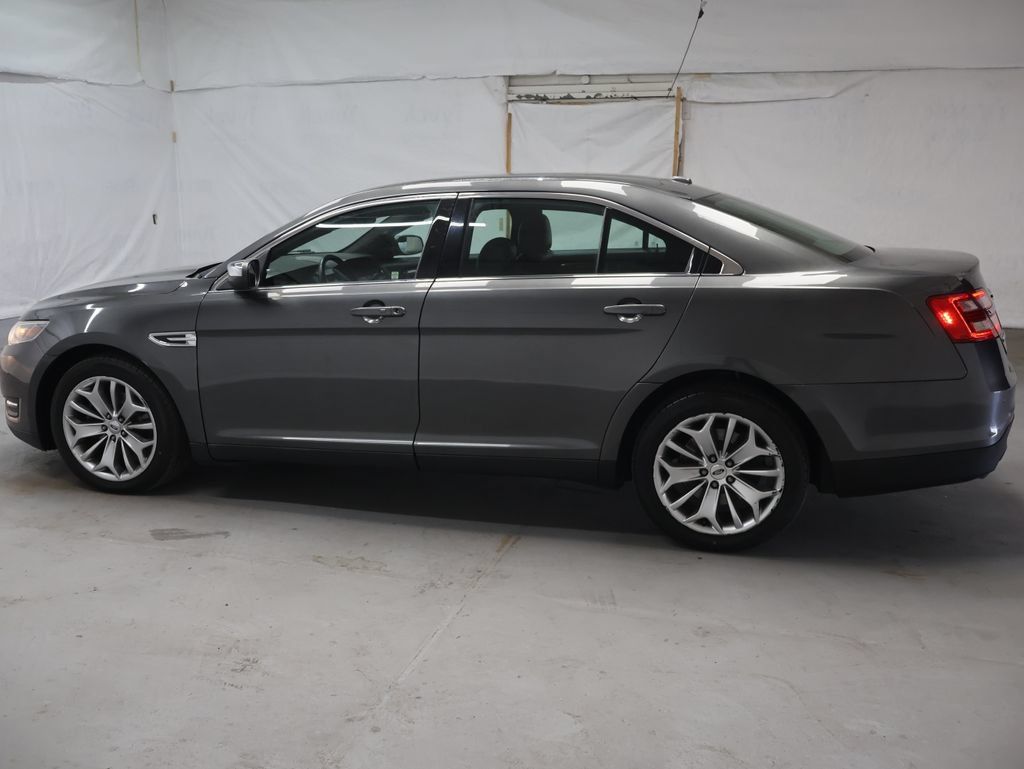 Used 2019 Ford Taurus Limited FWD image 4