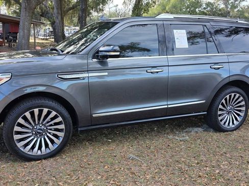 Used 2018 Lincoln Navigator Reserve w/ Technology Package image 2