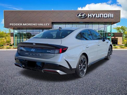 New 2025 Hyundai Sonata SEL image 3