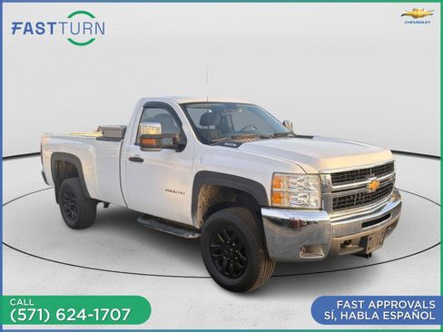 Used 2010 Chevrolet Silverado 2500 W/T RWD image 2