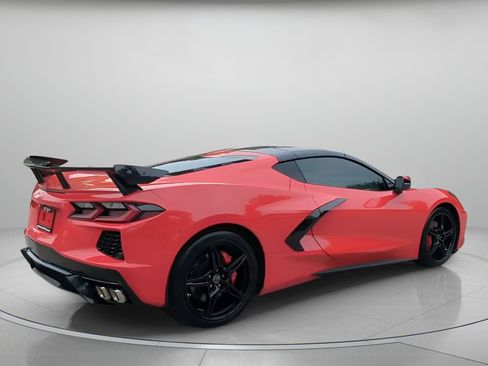 Used 2021 Chevrolet Corvette Stingray Coupe w/ 1LT RWD image 29