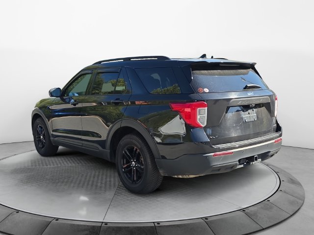 Used 2022 Ford Explorer XLT w/ Class IV Trailer Tow Package AWD/4WD image 3