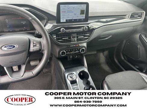 Used 2025 Ford Escape ST-Line FWD image 24