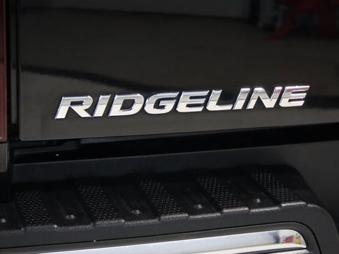 Used 2019 Honda Ridgeline Sport image 11