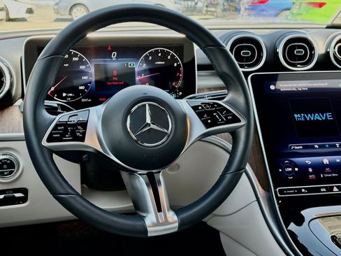 Used 2024 Mercedes-Benz C 300 Sedan image 41