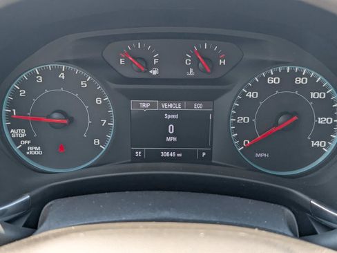 Used 2022 Chevrolet Equinox LS AWD/4WD image 28