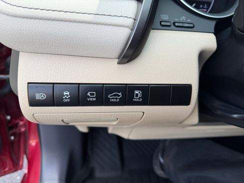 Used 2022 Toyota Camry XLE w/ Navigation Package FWD image 27