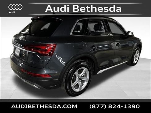 Used 2023 Audi Q5 2.0T Premium w/ Convenience Package image 7