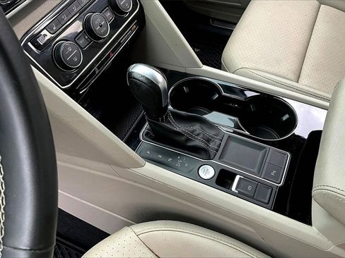 Used 2021 Volkswagen Atlas SEL image 14