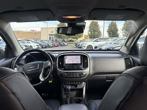 Certified 2022 GMC Canyon Denali image 20