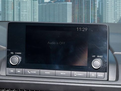 Used 2023 Honda CR-V LX image 21