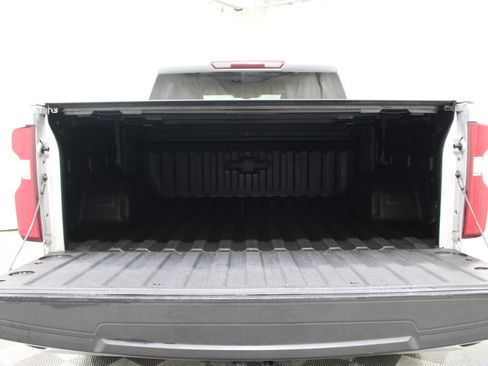 Used 2021 Chevrolet Silverado 1500 Custom AWD/4WD image 20