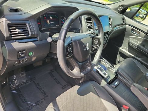 Used 2021 Honda Passport Touring image 7