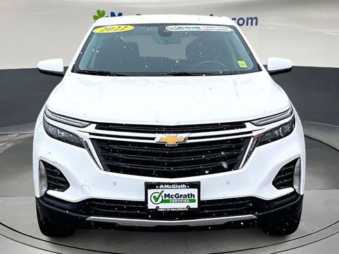 Used 2022 Chevrolet Equinox LT image 2