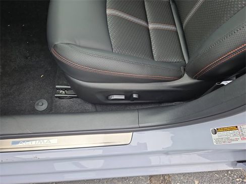 New 2025 Nissan Altima 2.5 SR image 32