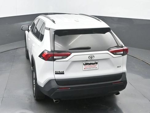 Used 2024 Toyota RAV4 XLE FWD image 30