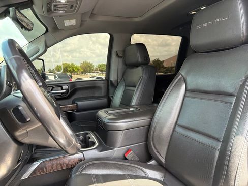 Used 2020 GMC Sierra 2500 Denali w/ Denali Ultimate Package AWD/4WD image 10