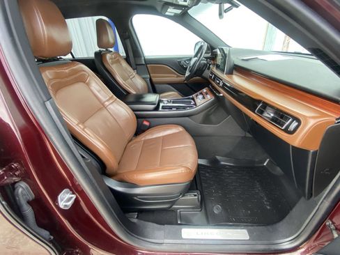 Used 2021 Lincoln Aviator Reserve w/ Equipment Group 201A image 25