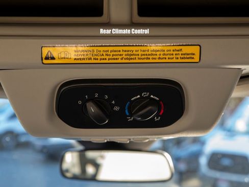 Used 2015 Ford Transit 350 XLT image 20