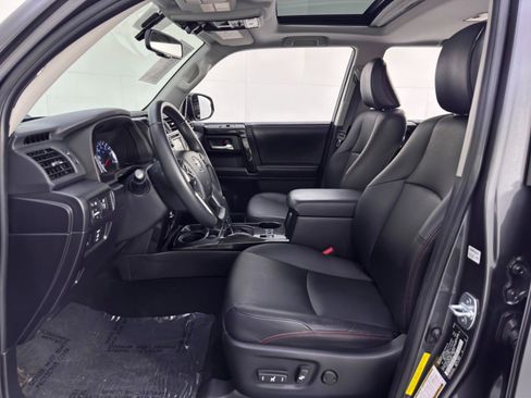 Used 2016 Toyota 4Runner Trail Premium image 16