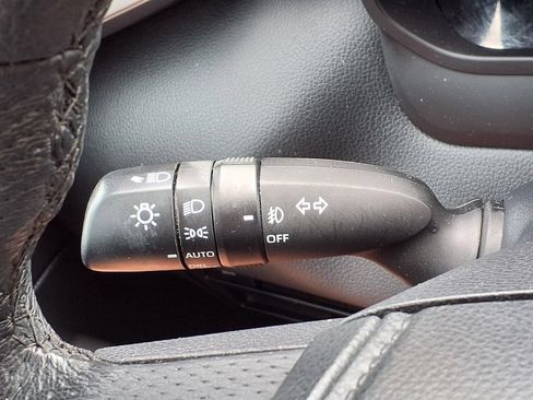 Used 2023 Toyota Tundra Limited AWD/4WD image 32