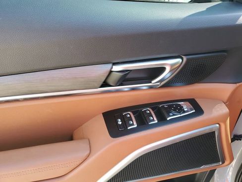 Used 2025 Kia Telluride EX X-Line image 18