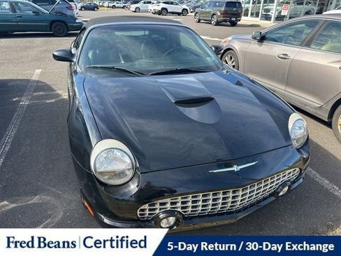 Used 2003 Ford Thunderbird image 14