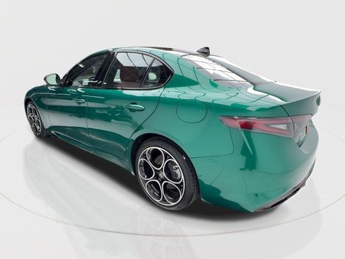 New 2025 Alfa Romeo Giulia image 9